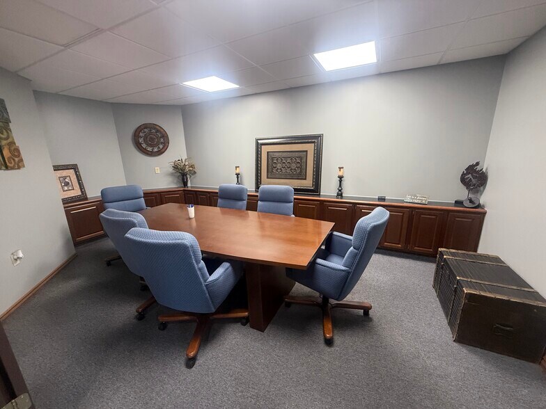 More Photos Of 2251 N Woodlawn Blvd, Wichita Medical For Sale