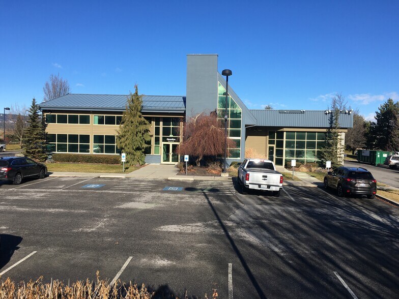 More Photos Of 23221 E Knox Ave, Liberty Lake Light Manufacturing For Sale