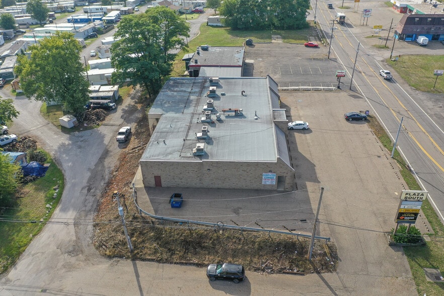 More Photos Of 2700-2728 Cleveland Ave SW, Canton General Retail For Sale