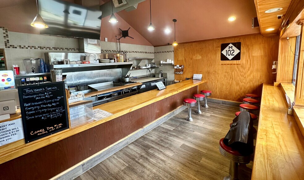 More Photos Of 14693 E 8 Mile Rd, Warren Fast Food For Sale