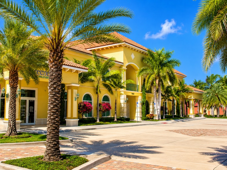 Primary Photo Of 7041-7043 S US Highway 1, Port Saint Lucie Medical For Lease