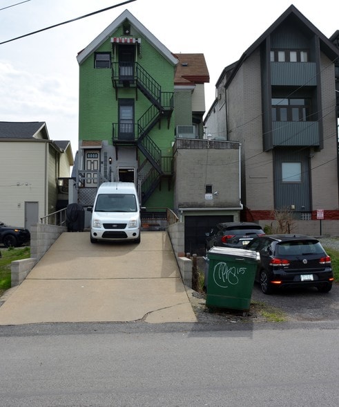 More Photos Of 236 Shady Ave, Pittsburgh Apartments For Lease