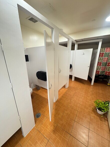 More Photos Of 13510 35th Ave, Flushing Apartments For Lease