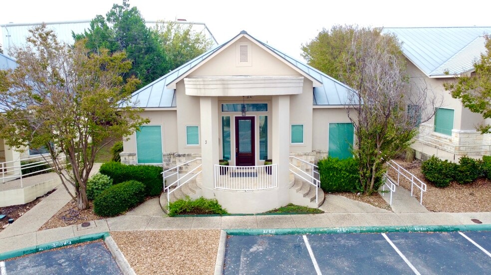 More Photos Of 15303 Huebner Rd, San Antonio Medical For Sale