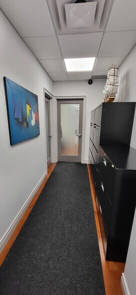 More Photos Of 30 Wertheim Ct, Richmond Hill Office Residential For Lease