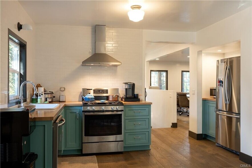 More Photos Of 27445 State Hwy 189, Lake Arrowhead Office Residential For Sale