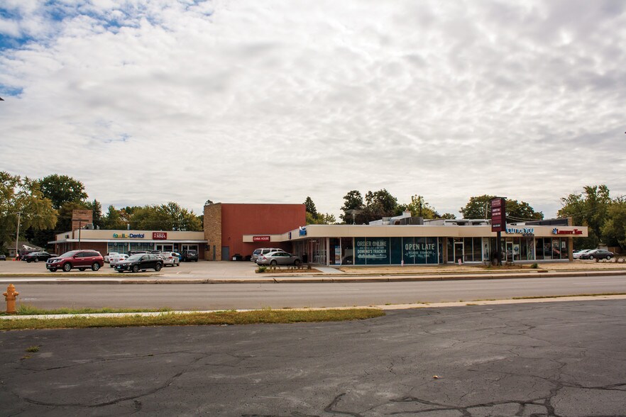 More Photos Of 1260-1266 Milton Ave, Janesville Storefront Retail Office For Lease