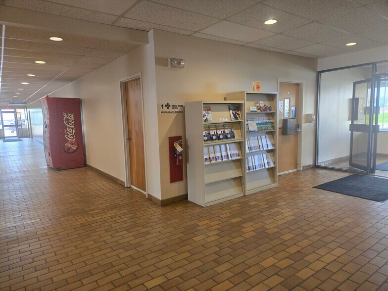 More Photos Of 5201 44 St, Bonnyville Industrial For Sale