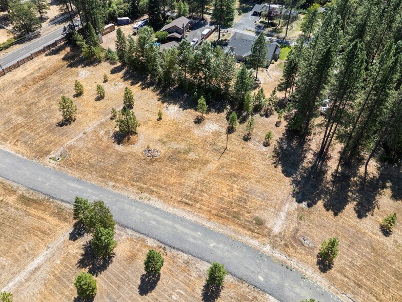 More Photos Of 4697 E Evans Creek Rd, Rogue River Land For Sale