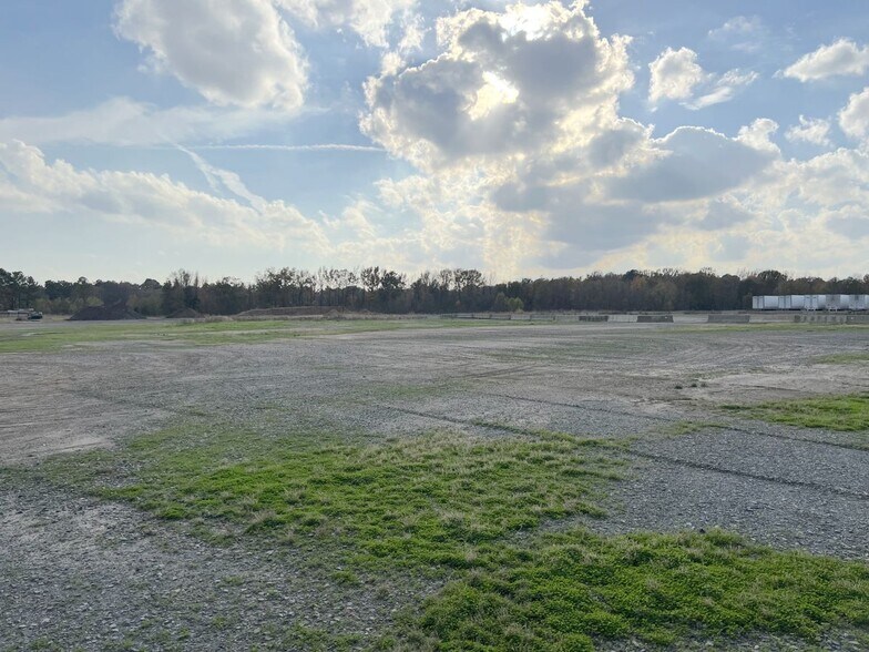 More Photos Of 3949 W 70th St, Shreveport Land For Lease