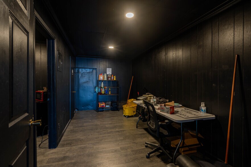 More Photos Of 515 42nd St, Odessa Freestanding For Sale