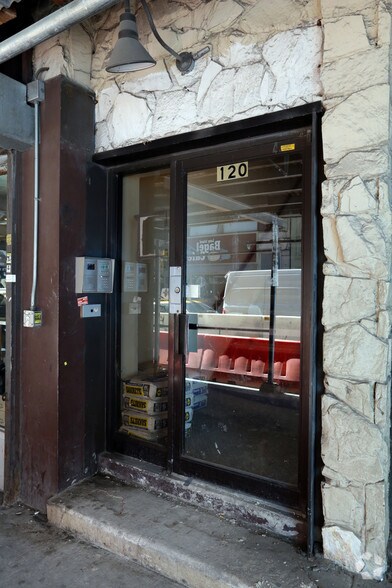 More Photos Of 120 Fulton St, New York Office For Lease