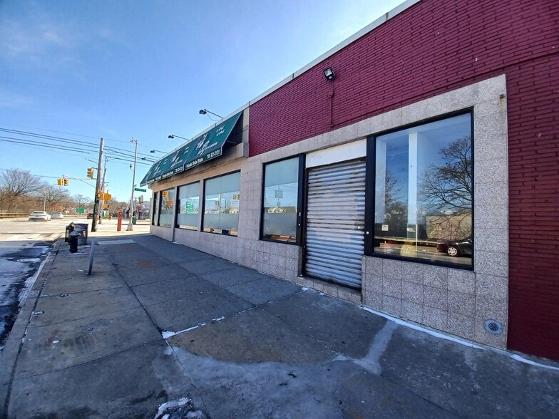 Primary Photo Of 6102 Springfield Blvd, Oakland Gardens Storefront For Lease