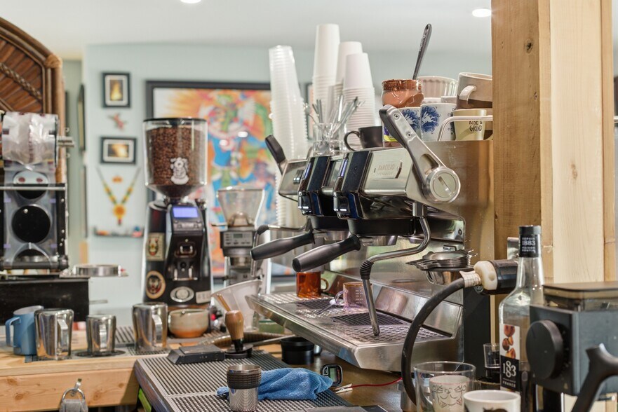 More Photos Of 201 S 31st St, Temple General Retail For Sale