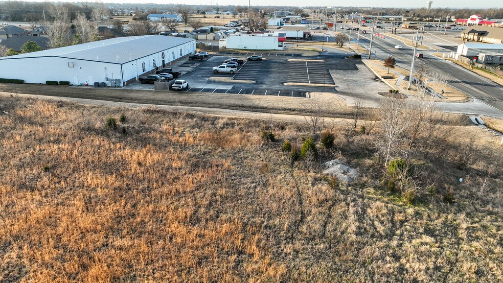 More Photos Of 11695 N Garnett Rd, Collinsville Land For Sale