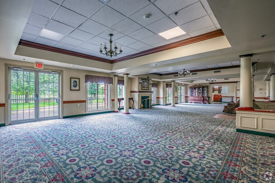 More Photos Of 200 Tandem Village Rd, Canonsburg Continuing Care Retirement Community For Sale