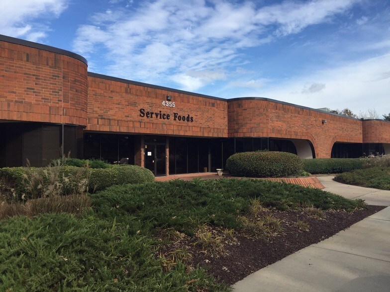 More Photos Of 4355 International Blvd, Norcross Light Distribution For Lease