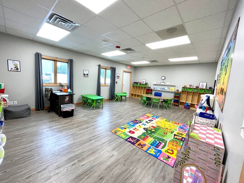 More Photos Of 109 N 23rd St, Dakota City Specialty For Sale