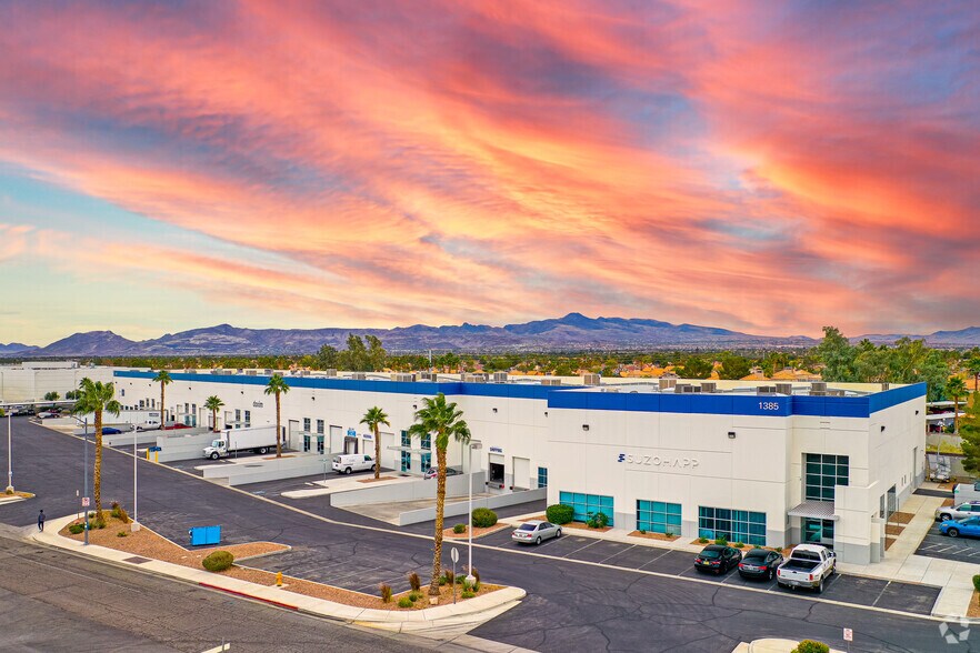 Primary Photo Of 1385 Pama Ln, Las Vegas Warehouse For Lease