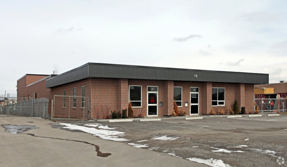 More Photos Of 76 Millwick Dr, Toronto Warehouse For Lease