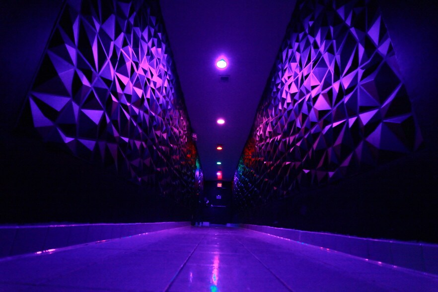 More Photos Of 912 71st St, Miami Beach Bar For Sale