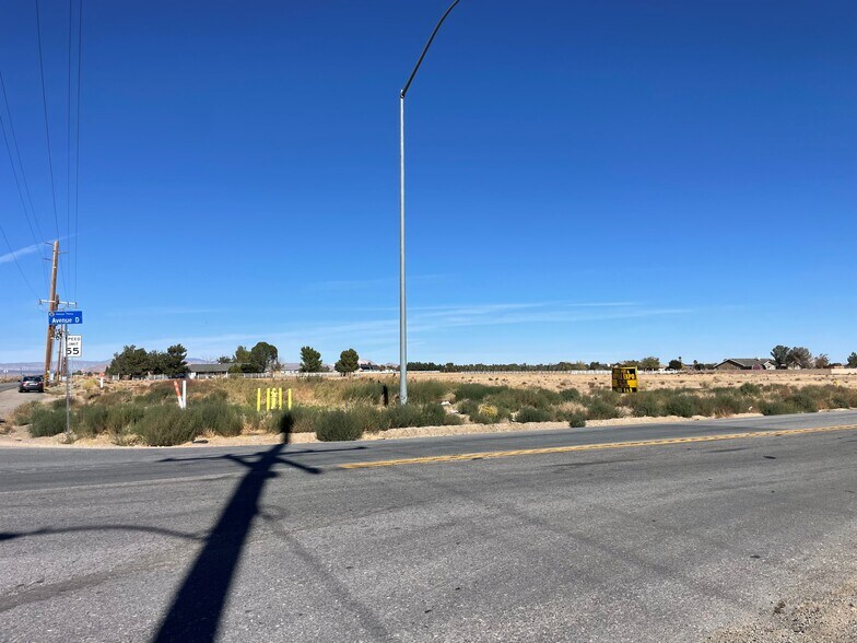 More Photos Of Ave. D (Hwy 138) Hwy @ 90th St. W., Lancaster Land For Sale