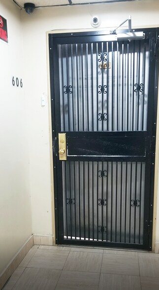 More Photos Of 33-70 Prince St, Flushing Multifamily For Sale