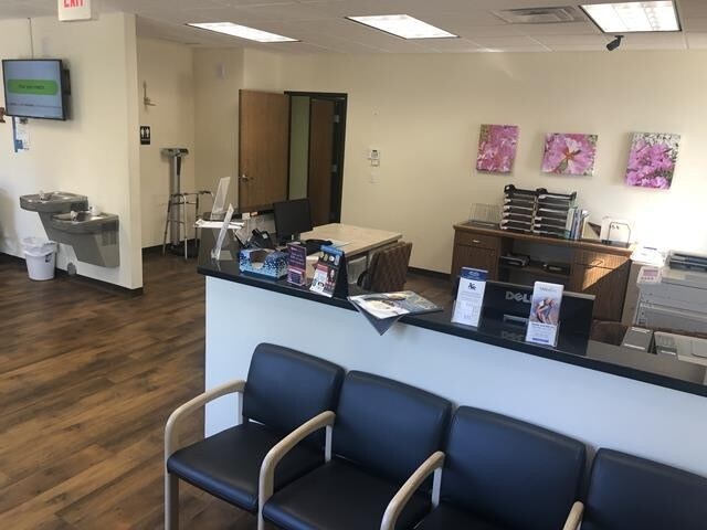 More Photos Of 3620 Biddle Ave, Wyandotte Medical For Sale