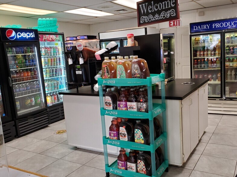 More Photos Of 320 W Front St, Florence Storefront For Sale