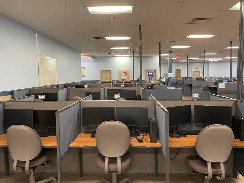 More Photos Of 2100 Summit Ct, Las Cruces Office For Sale