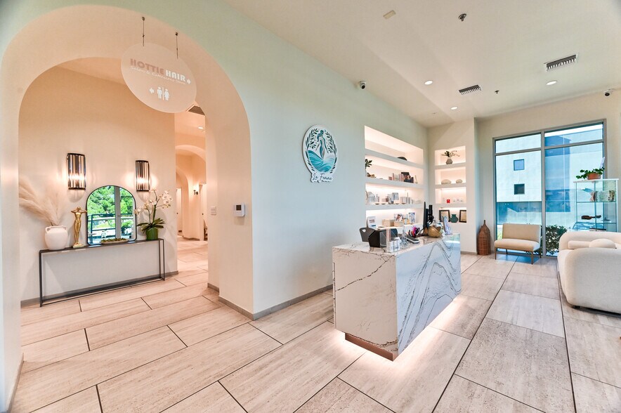 More Photos Of 5770 S Durango Dr, Las Vegas Medical For Sale
