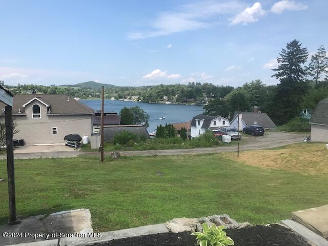 More Photos Of 823 SR 307, Lake Winola Freestanding For Sale