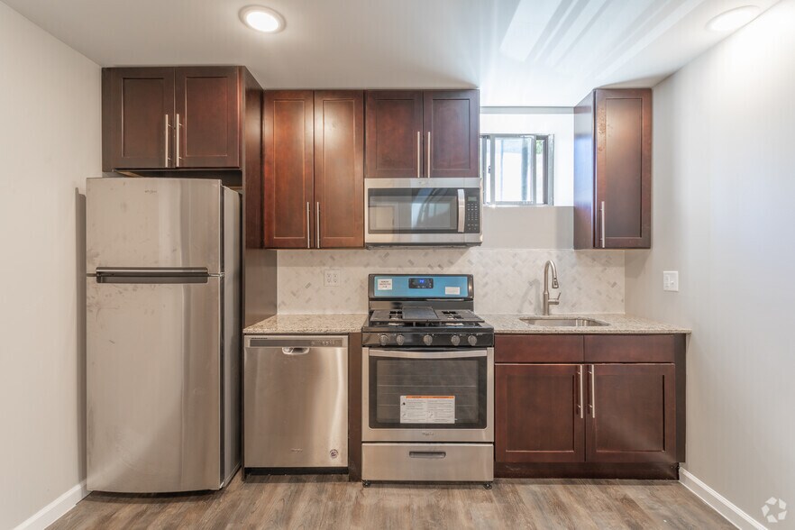 More Photos Of 7100 W Chester Pike, Upper Darby Multifamily For Sale