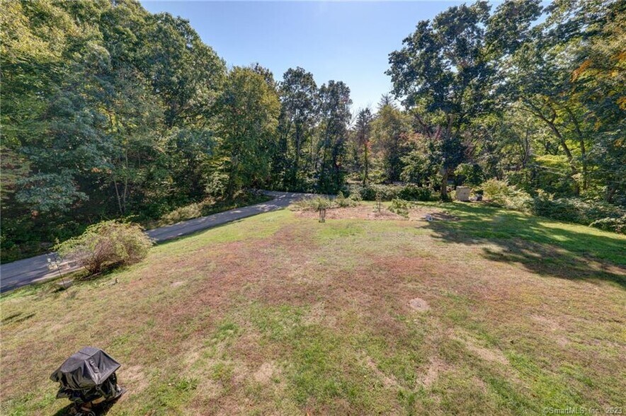 26 Crandall Hill Rd, Montville, CT 06353 Apartments For Sale