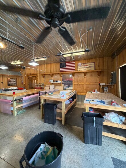 More Photos Of 11806 Main St, Centertown Flex For Sale