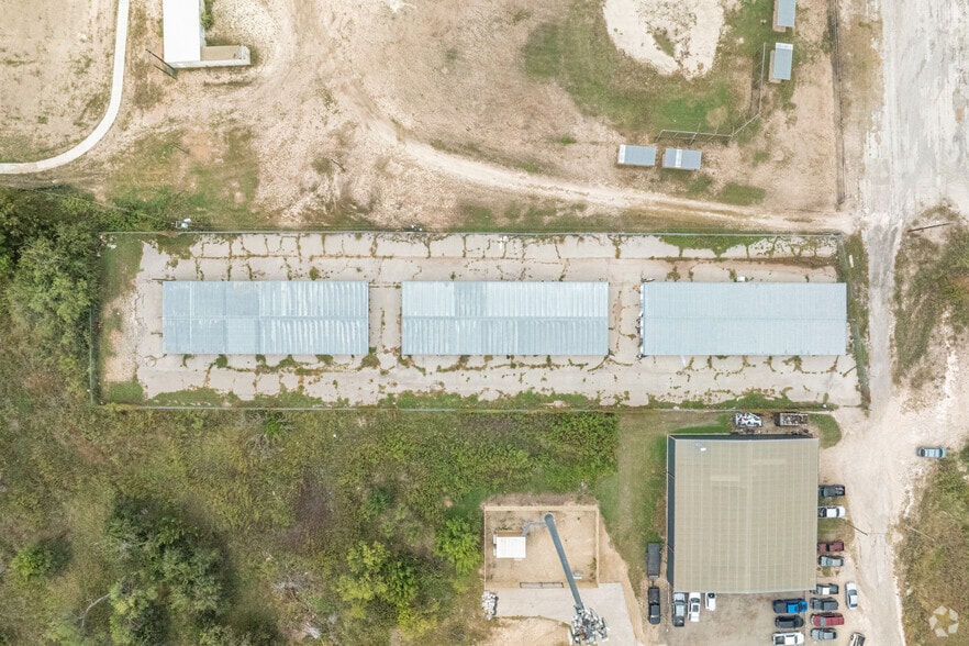 More Photos Of 910 W 29th St, San Angelo Self Storage For Sale