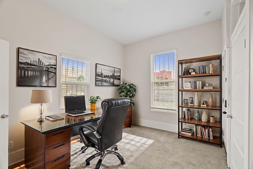 More Photos Of 620 N Flores St, San Antonio Freestanding For Lease
