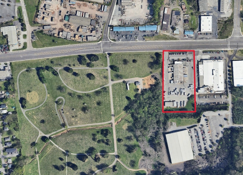Primary Photo Of 2650 Western Ave, Knoxville Truck Terminal For Sale
