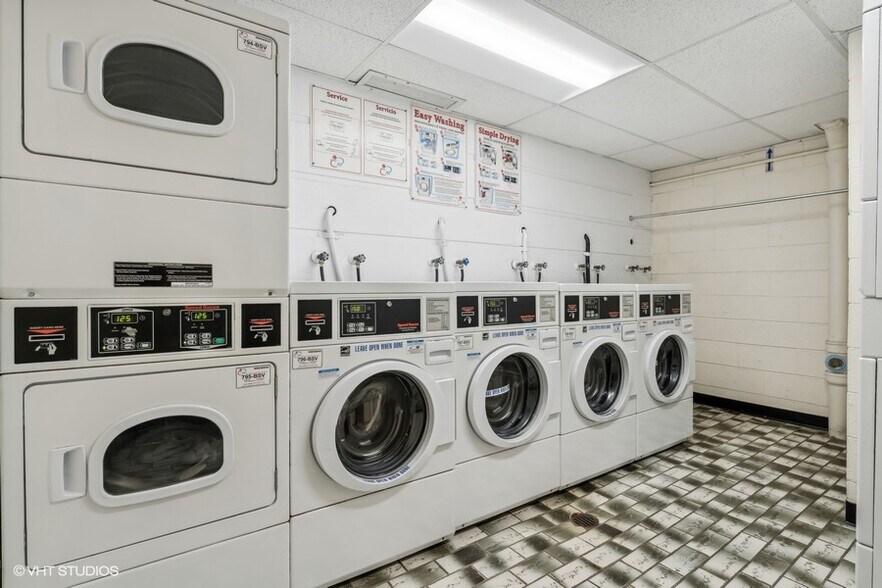 More Photos Of , Chicago Multifamily For Sale