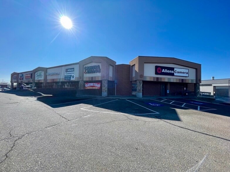 More Photos Of 547-589 N Main St, Layton Unknown For Lease