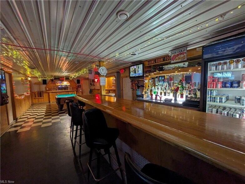 More Photos Of 1851 S Broadway, Geneva Bar For Sale