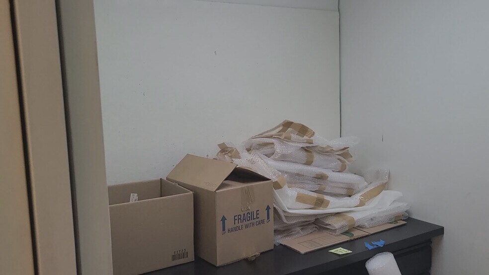 More Photos Of 305 Seventh Ave, New York Office For Lease