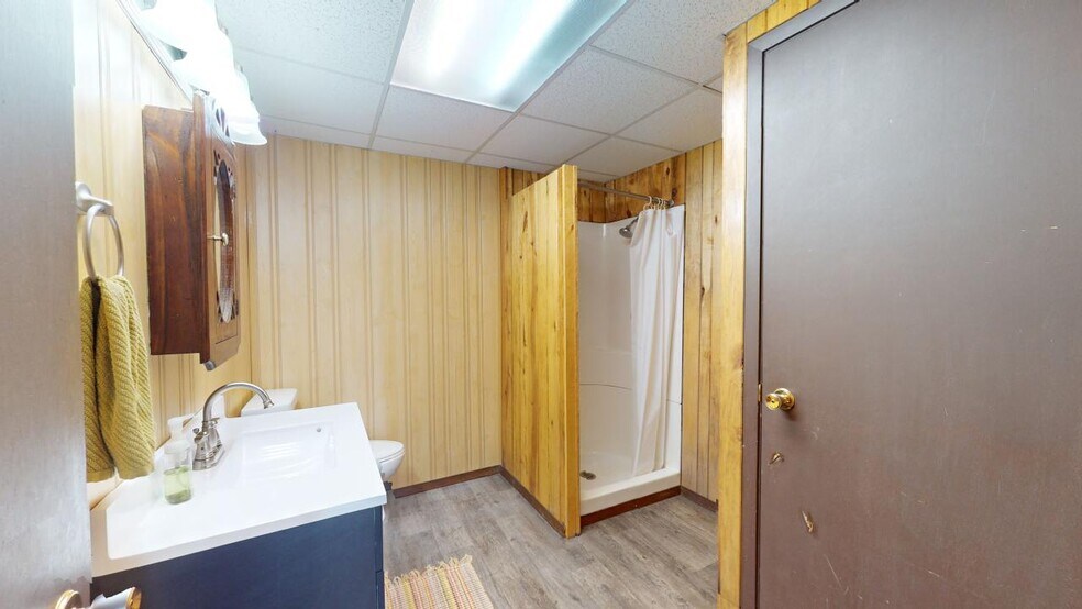 More Photos Of 17069 400th St, Leland Contractor Storage Yard For Sale
