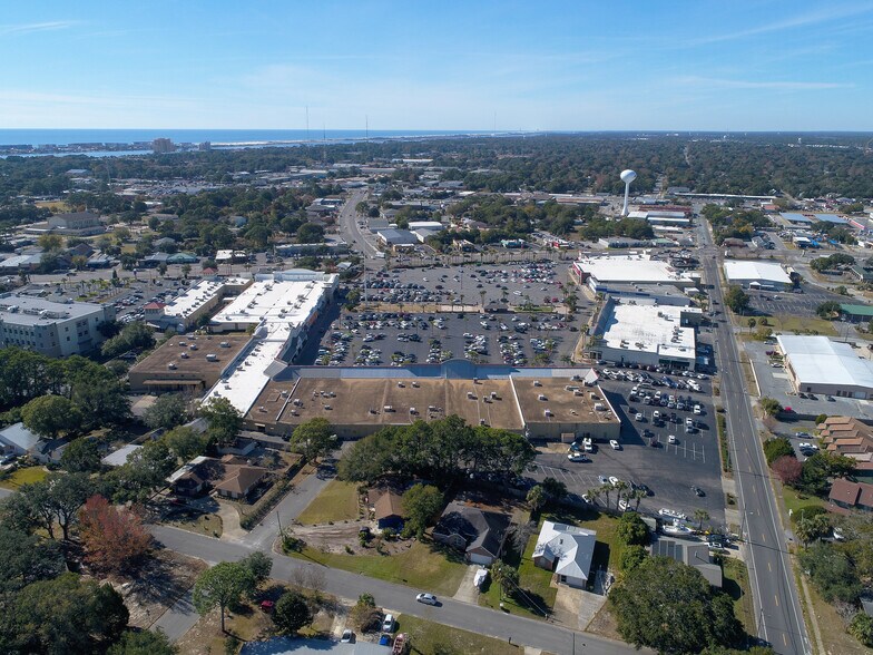 More Photos Of 99 Eglin Pky NE, Fort Walton Beach Unknown For Lease