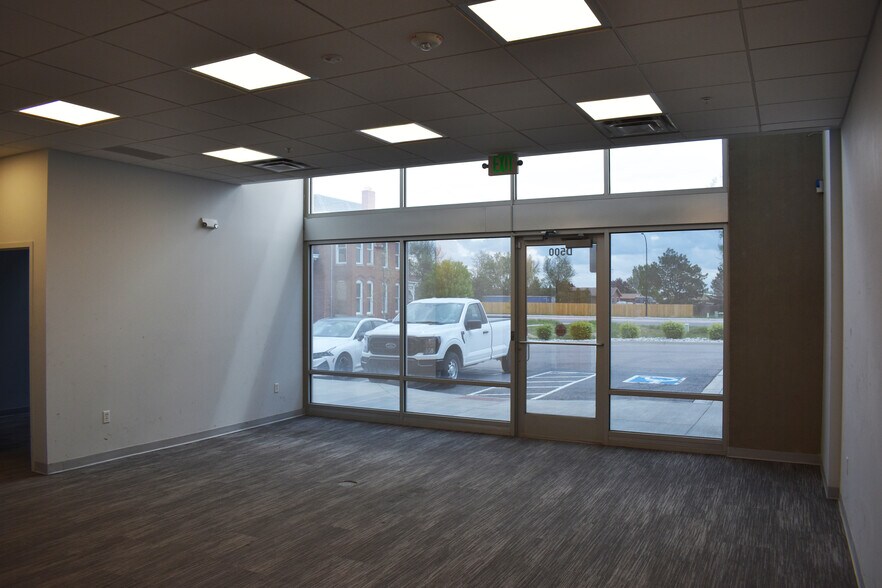 More Photos Of 2300 E 76th Ave, Denver Warehouse For Lease