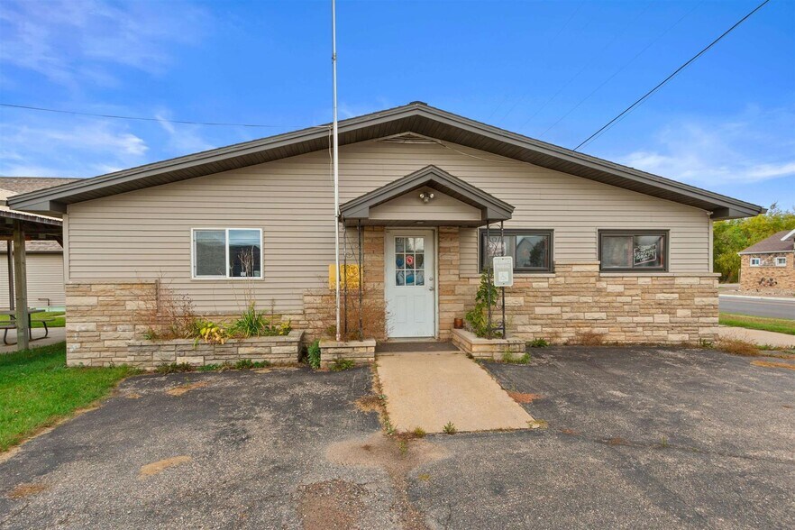 More Photos Of 6805 State Highway 66, Custer Restaurant For Sale