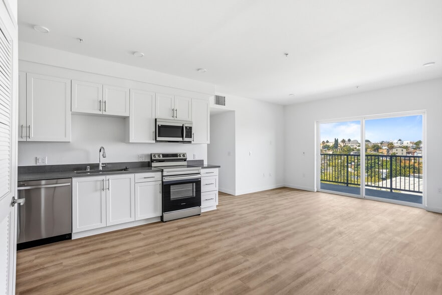 More Photos Of 1350 W Court St, Los Angeles Apartments For Sale