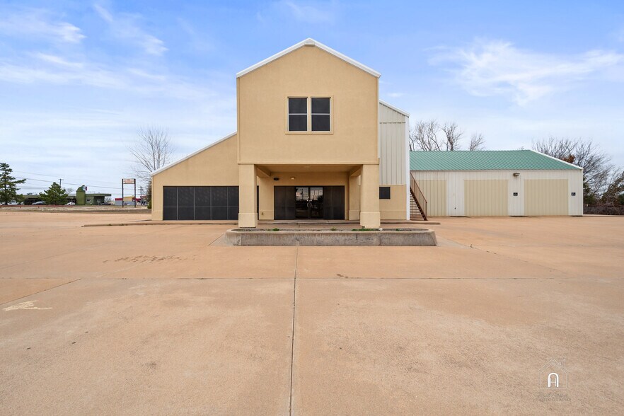 More Photos Of 3501 Sheppard Access Rd, Wichita Falls General Retail For Sale