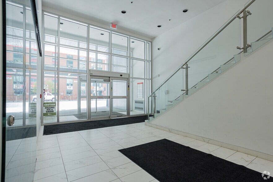 More Photos Of 634 6th Ave SW, Calgary Loft Creative Space For Sale