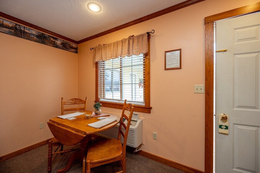 More Photos Of 17848 Garrett Hwy, Oakland Apartments For Sale